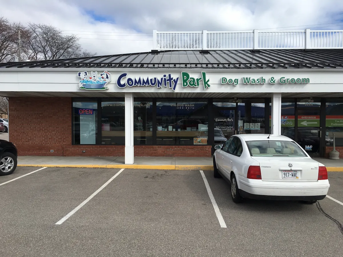 Community Bark Bayside location exterior