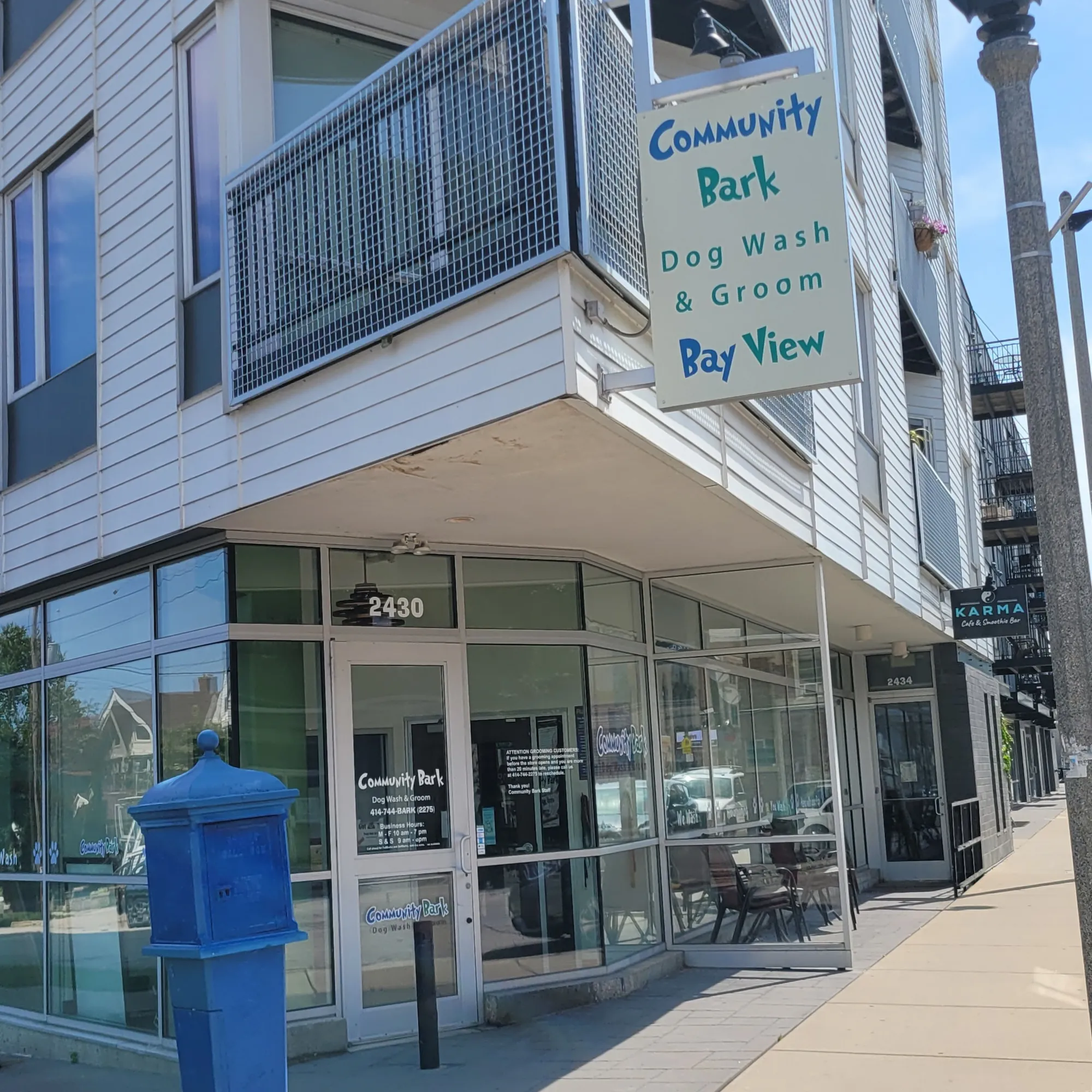 Bay View Store exterior